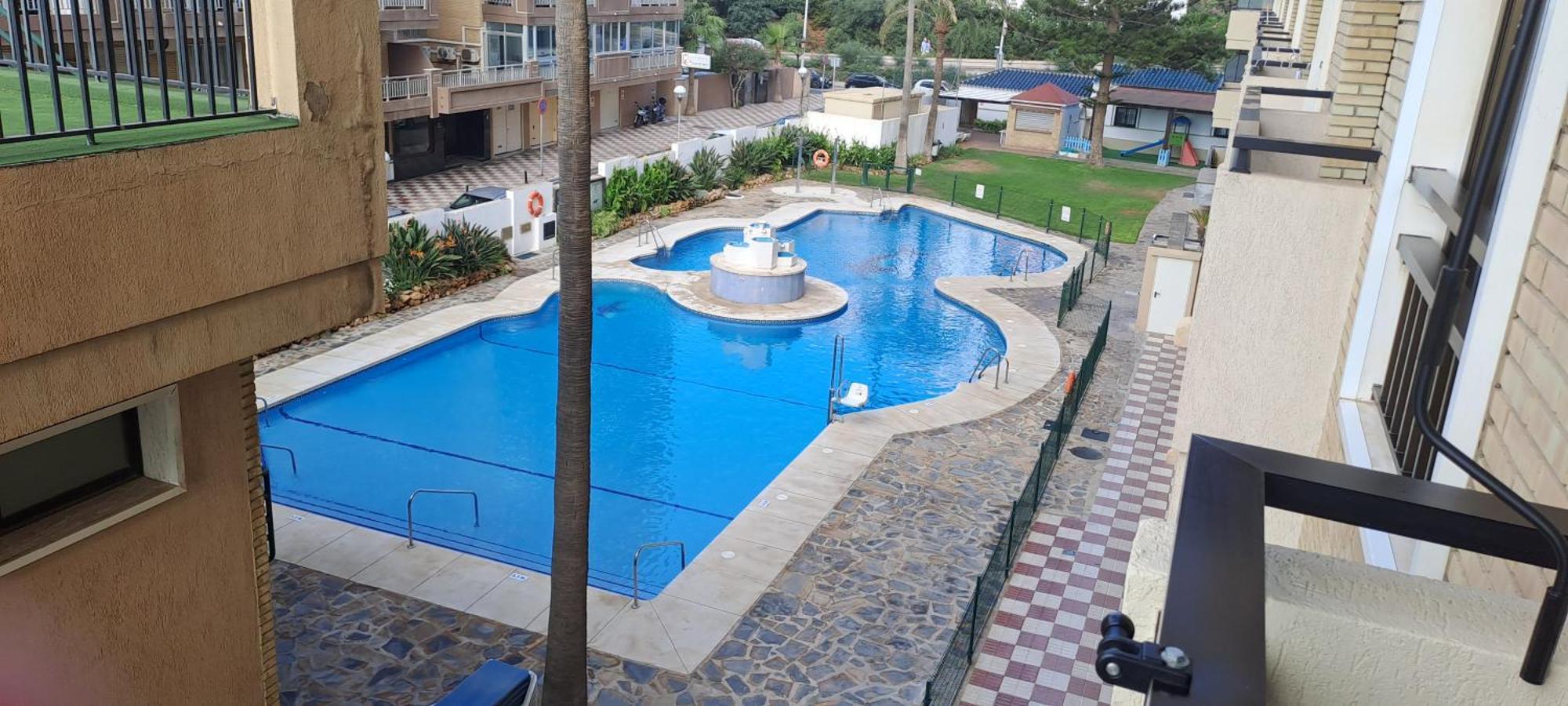 Ll Ronda Iv Apartament